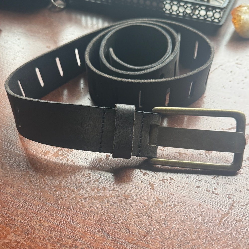 Classic Vintage Black Women’s Leather Belt - Minimal Brass